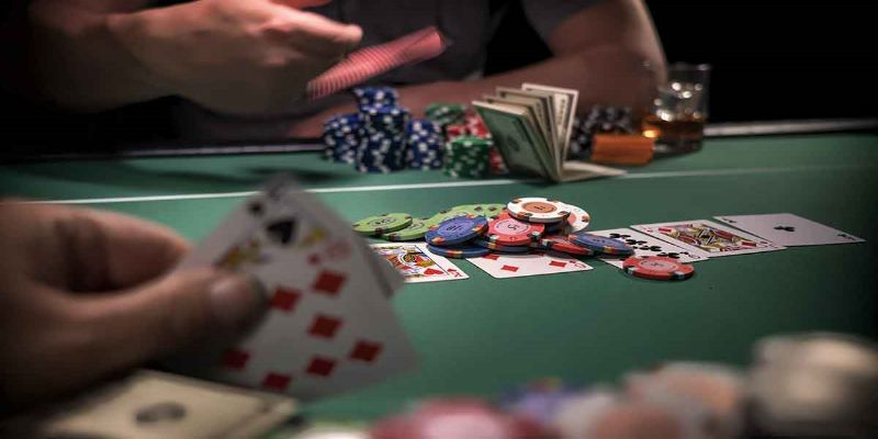 Kinh nghiệm để chiến thắng khi chơi Poker là gì